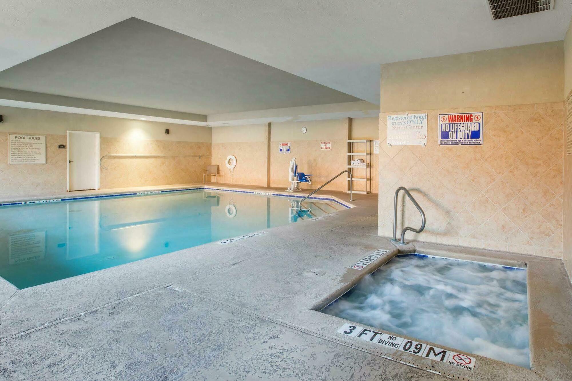 Comfort Suites Mcdonough Atlanta South Экстерьер фото